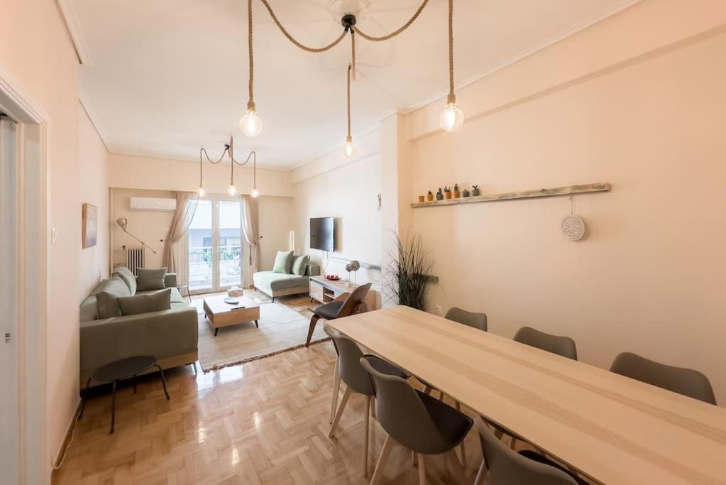 Spacious Urban Apt In The Heart Of Athen Exterior foto